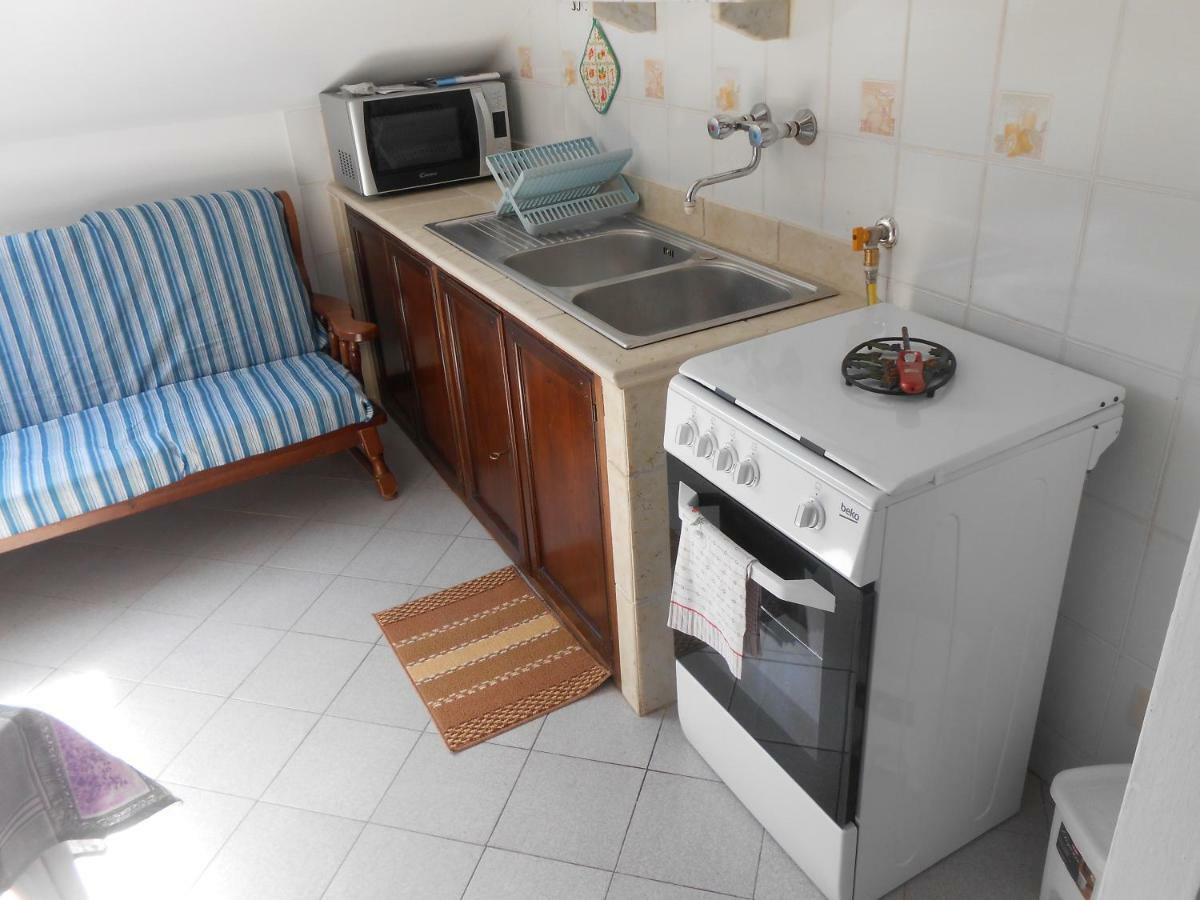 La Mansardina Apartment Vezzi Portio ภายนอก รูปภาพ